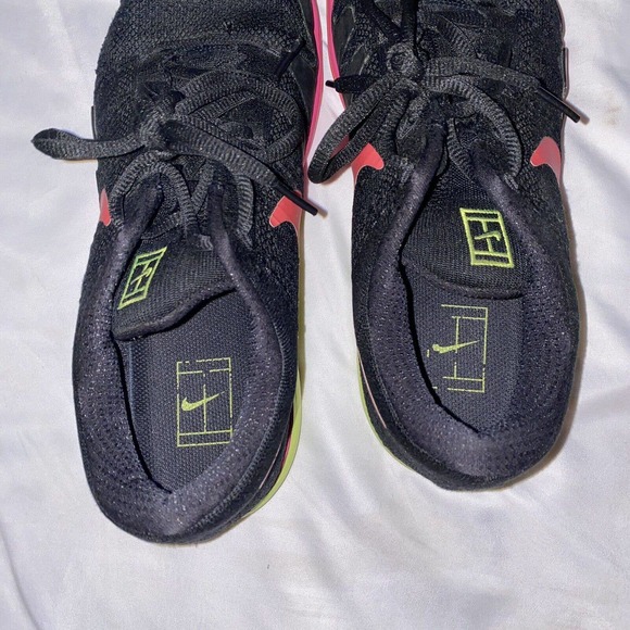 Nike Zoom Vapor‎ RF Roger Federer FlyKnit Sneakers Men Size 10 Black Blast-Volt - Picture 8 of 9